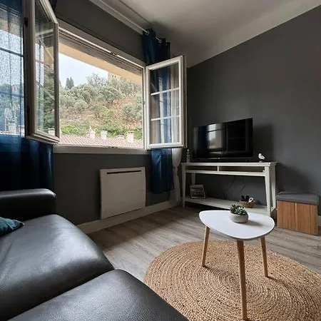 Apartment Bord De